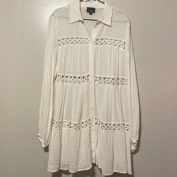 NWOT Lumiére Crochet Clip Dot Mini Dress - Picture 3 of 8